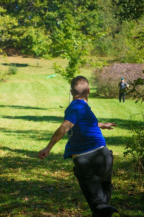 Disc Golfer at Veteran Hills Disc Golf Course